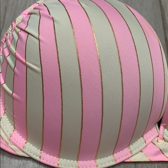 34C Vs Victoria’s Secret BOMBSHELL Miraculous Adds-2 Cups Swimsuit Bikini set - Picture 8 of 16